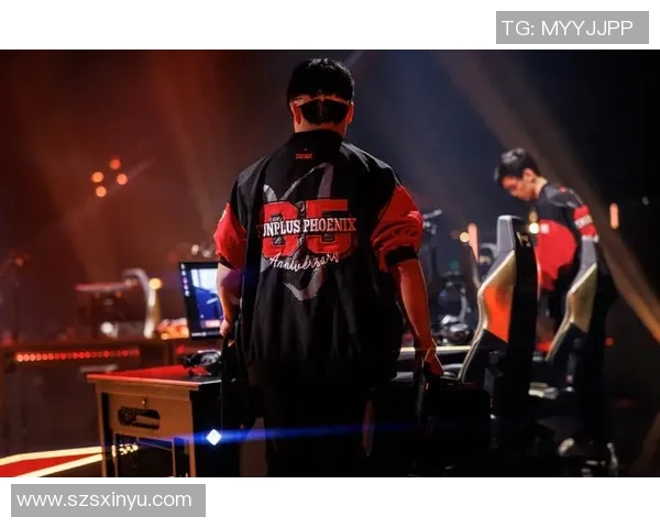 深入解析FPX在CSGO比赛中的盯防策略与战术运用实时新闻 深入解析FPX在CSGO比赛中的盯防策略与战术运用实时新闻